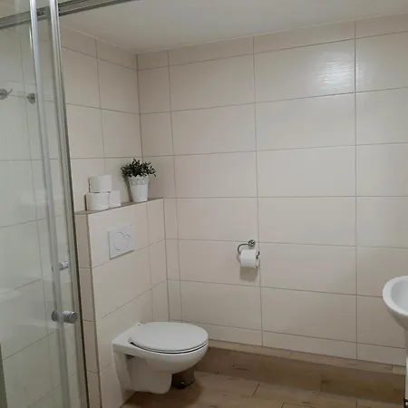 Fiore Gaestezimmer Appartement